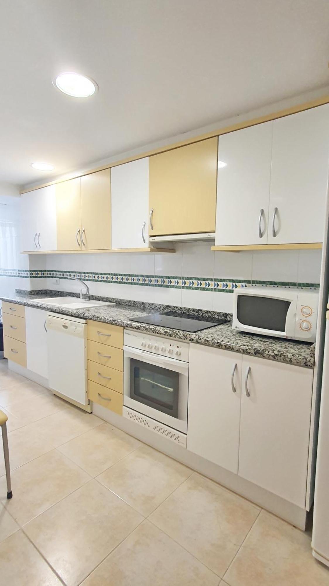 Aigua Blava Primera Linea - Alquiler Solo Familias Playa de Gandia Extérieur photo