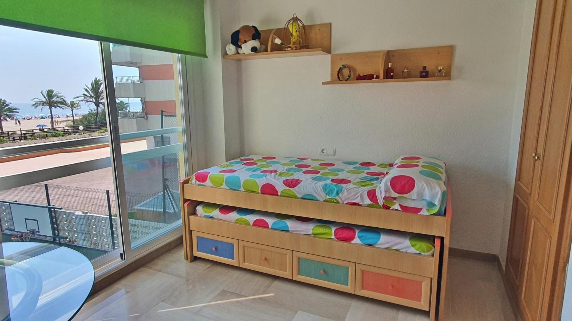 Aigua Blava Primera Linea - Alquiler Solo Familias Playa de Gandia Extérieur photo