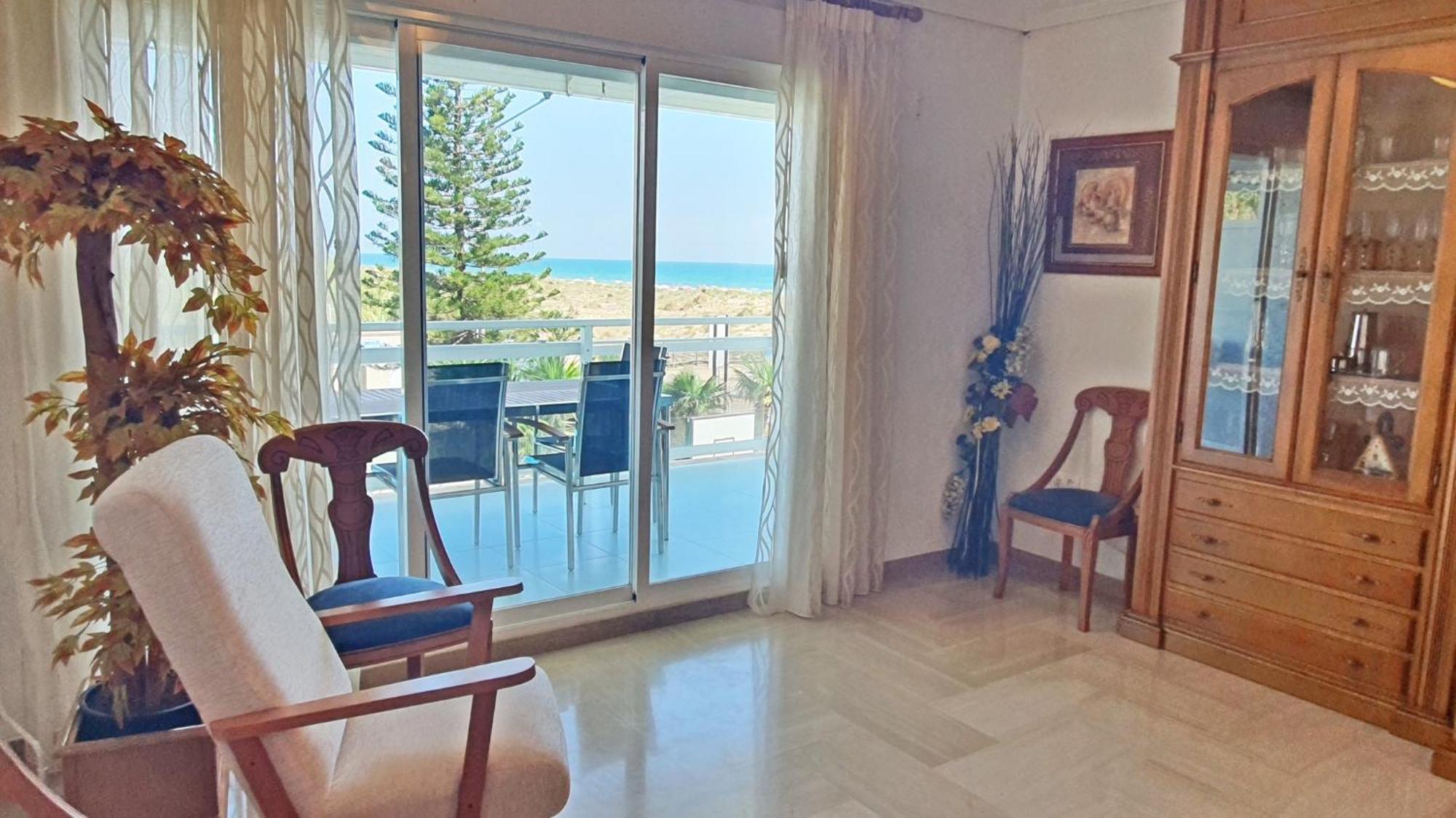 Aigua Blava Primera Linea - Alquiler Solo Familias Playa de Gandia Extérieur photo
