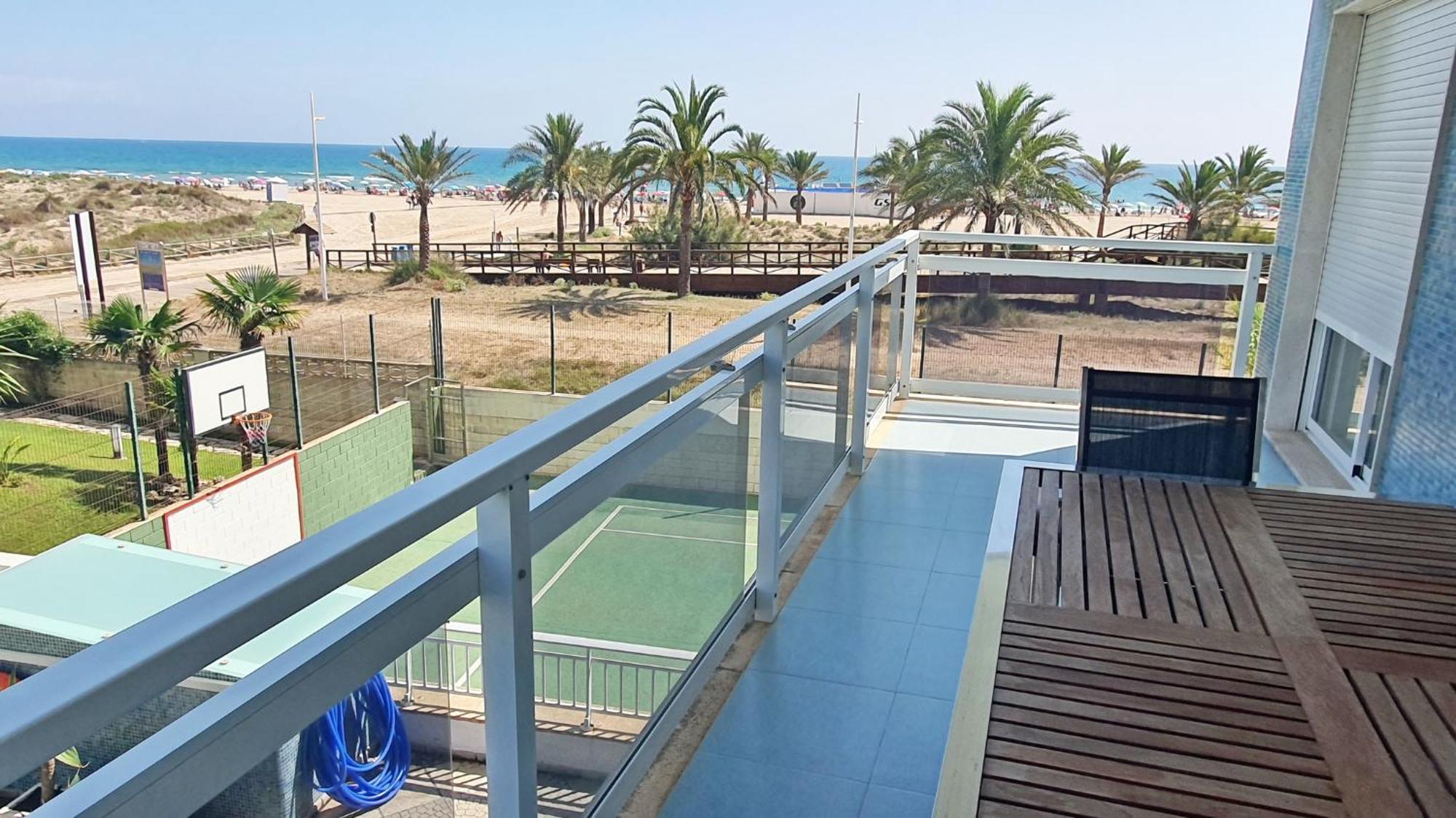 Aigua Blava Primera Linea - Alquiler Solo Familias Playa de Gandia Extérieur photo