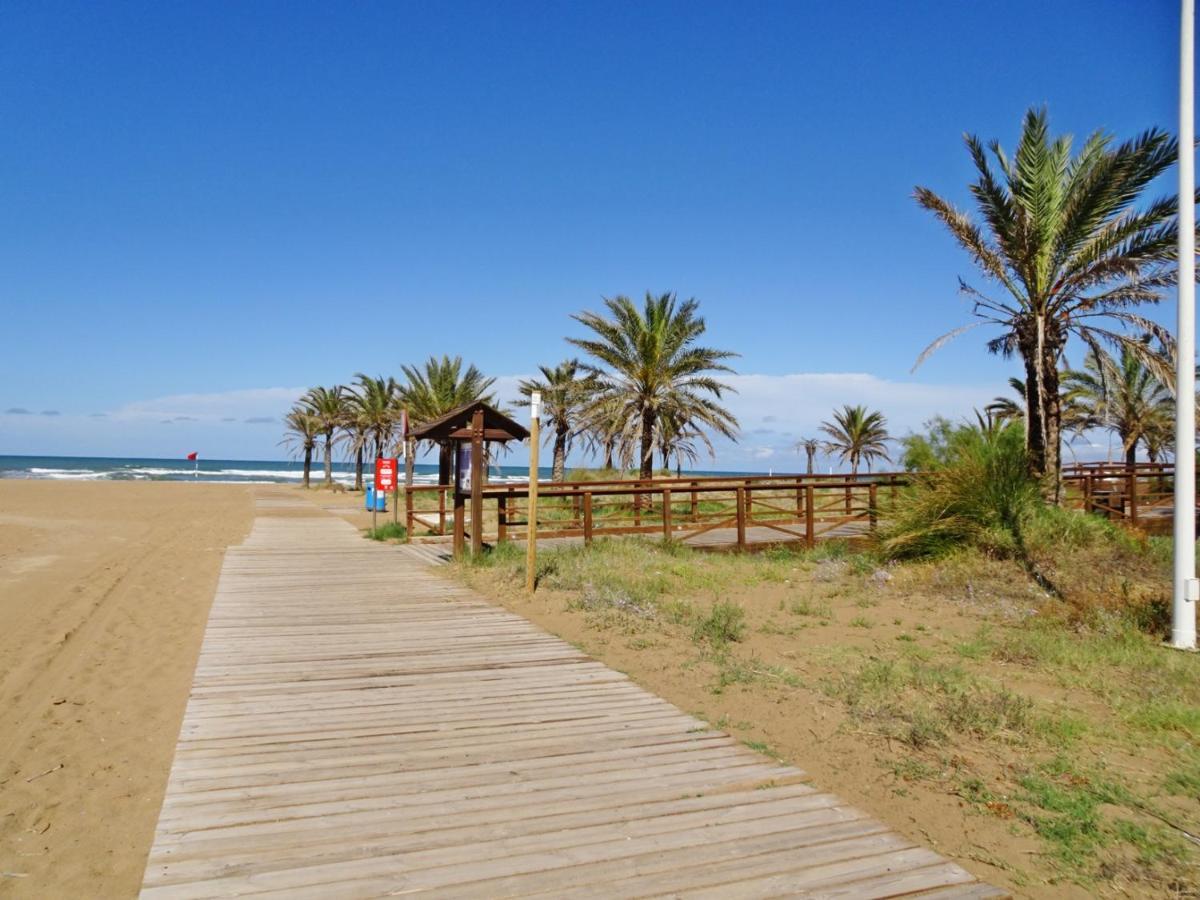 Aigua Blava Primera Linea - Alquiler Solo Familias Playa de Gandia Extérieur photo