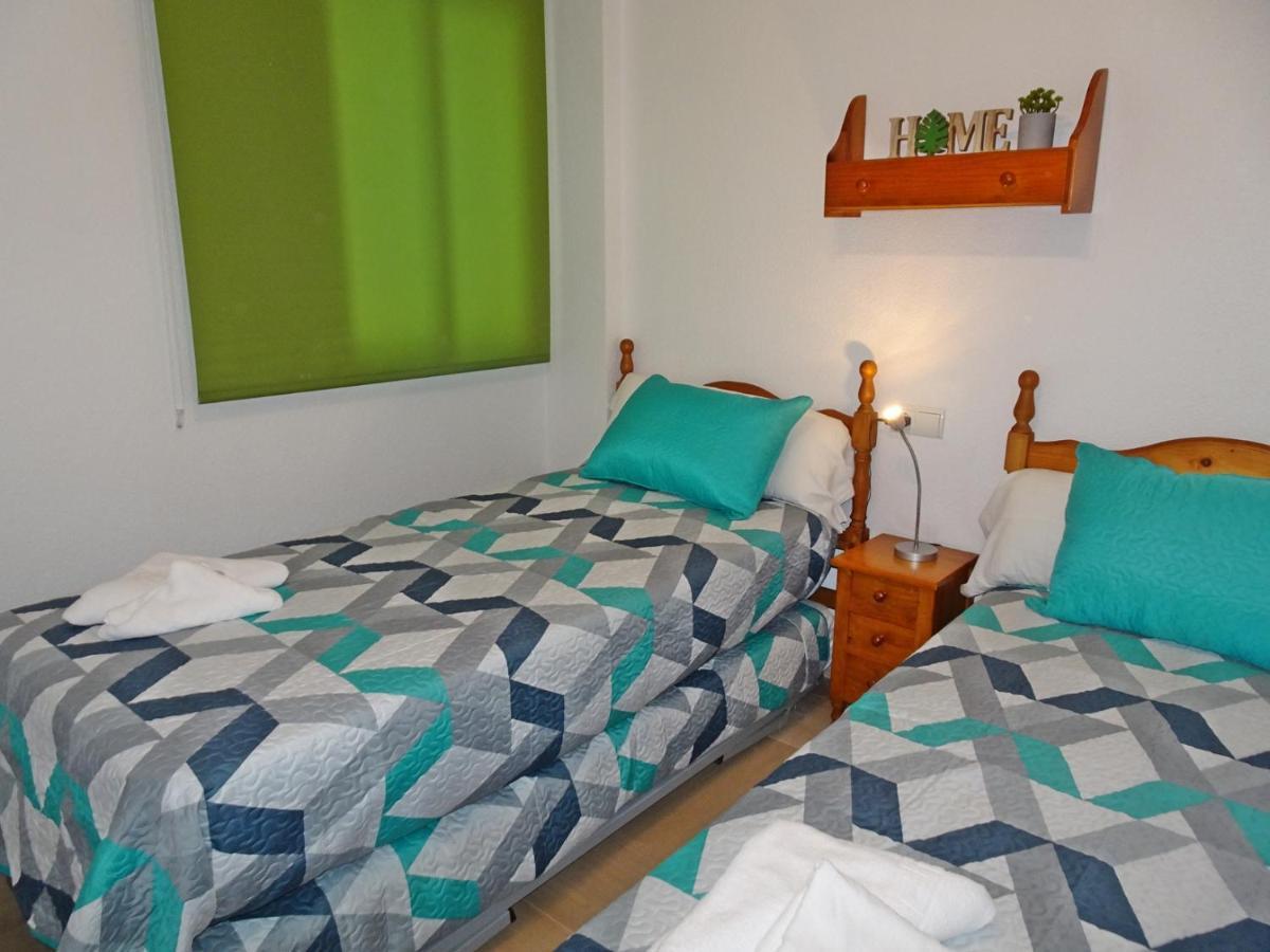 Aigua Blava Primera Linea - Alquiler Solo Familias Playa de Gandia Extérieur photo