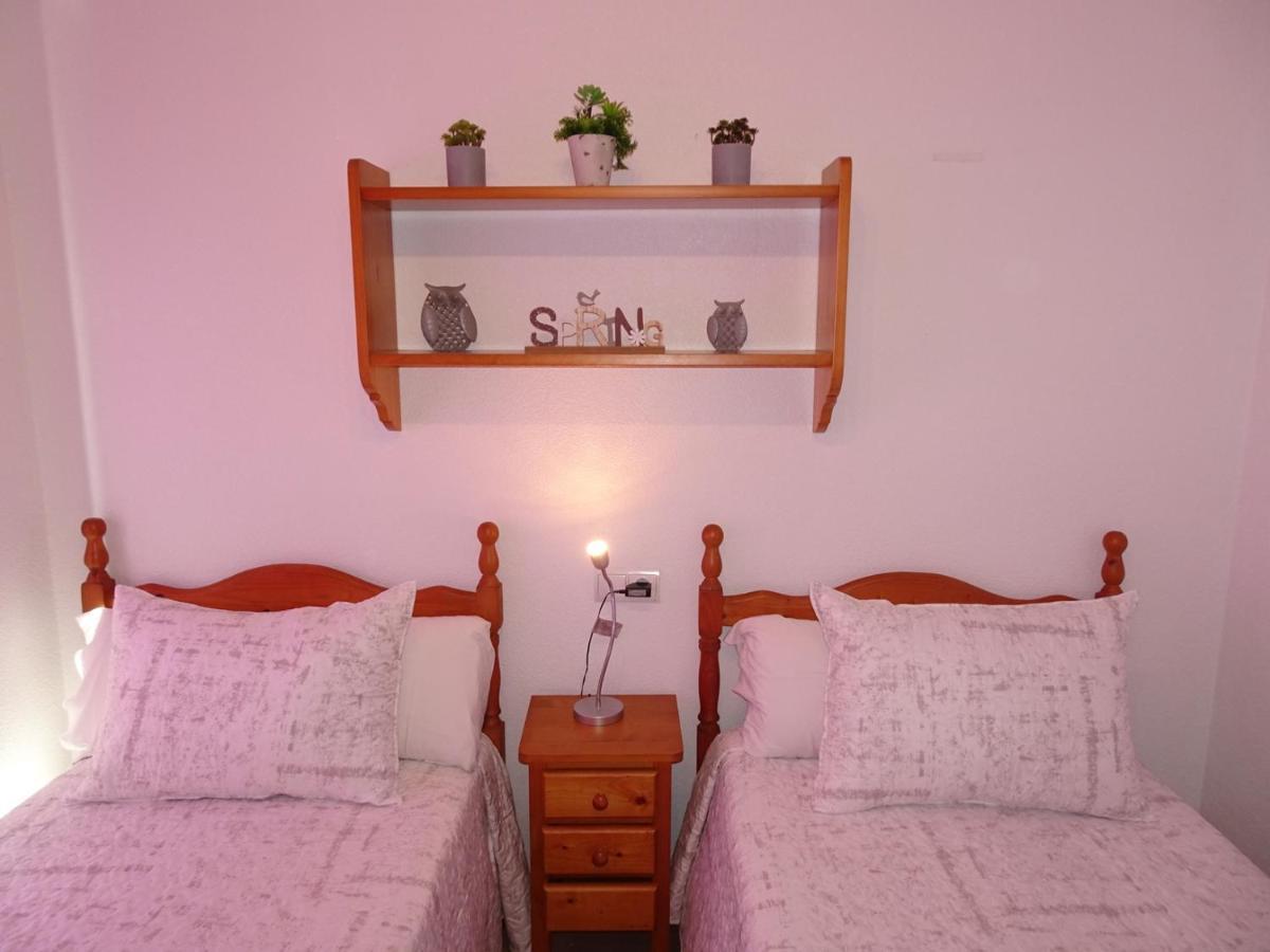 Aigua Blava Primera Linea - Alquiler Solo Familias Playa de Gandia Extérieur photo
